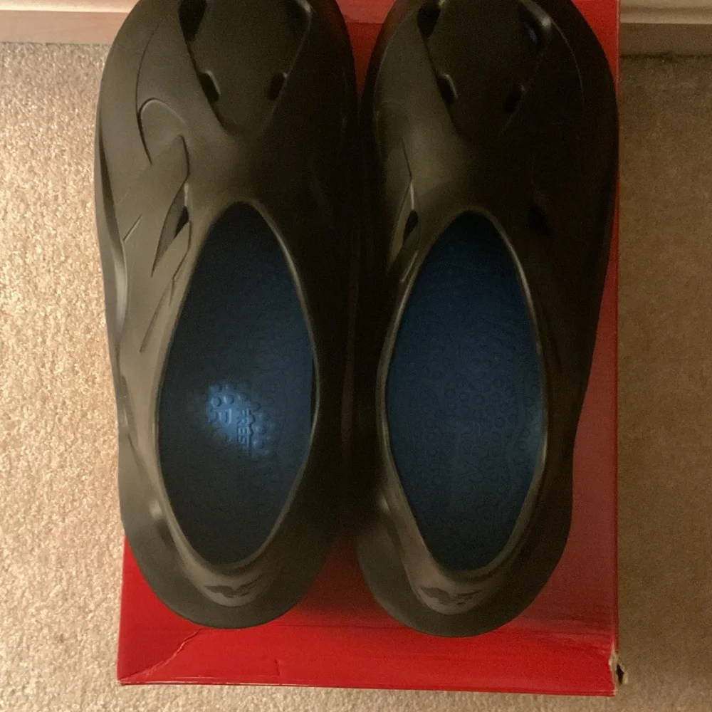 New Balance Fresh Foam X RCVRY Size 11 Men - Picture 12 of 14